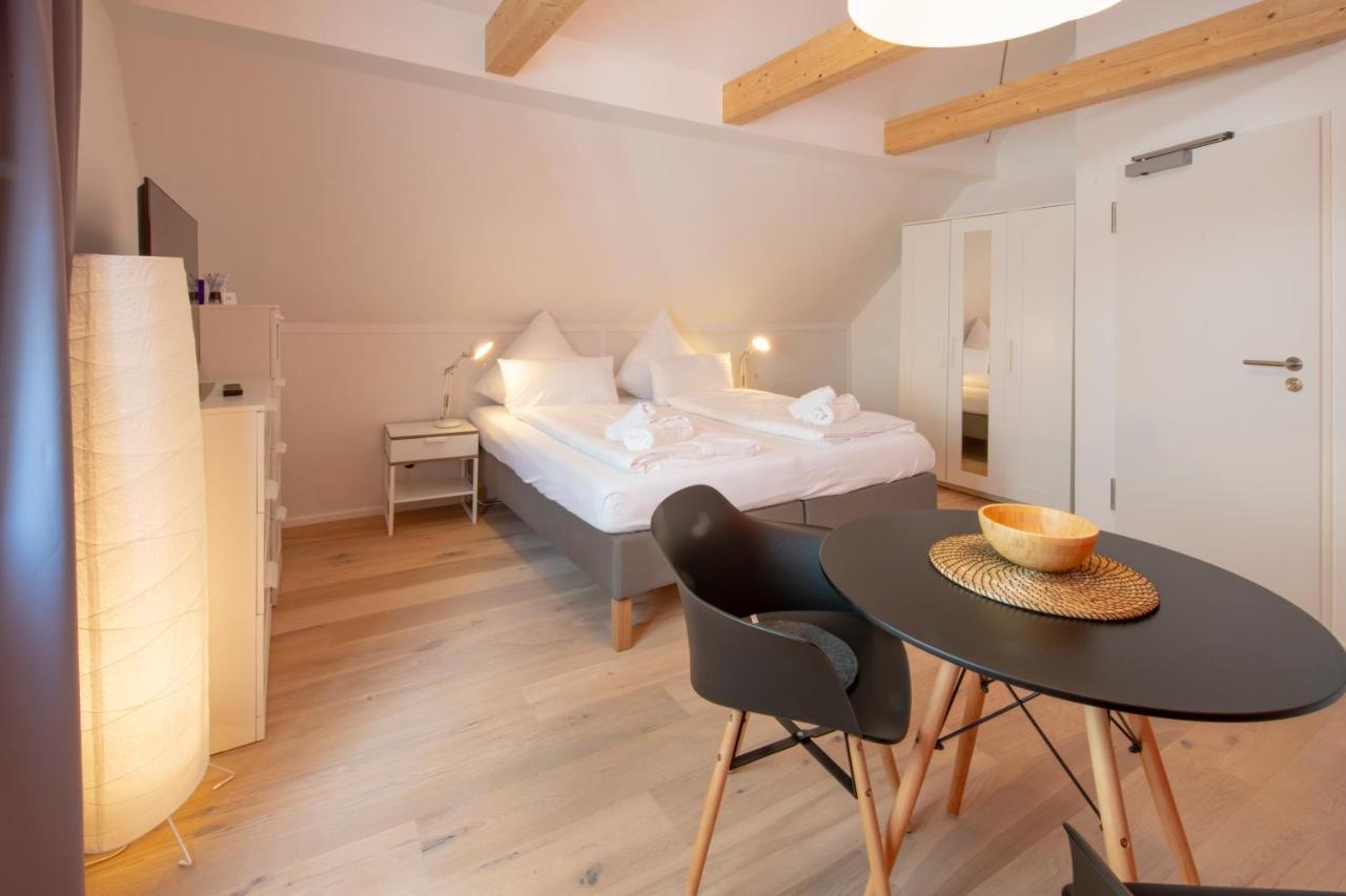 Gaestehaus Am Schlossplatz, Z. 5 Meersburg Ngoại thất bức ảnh